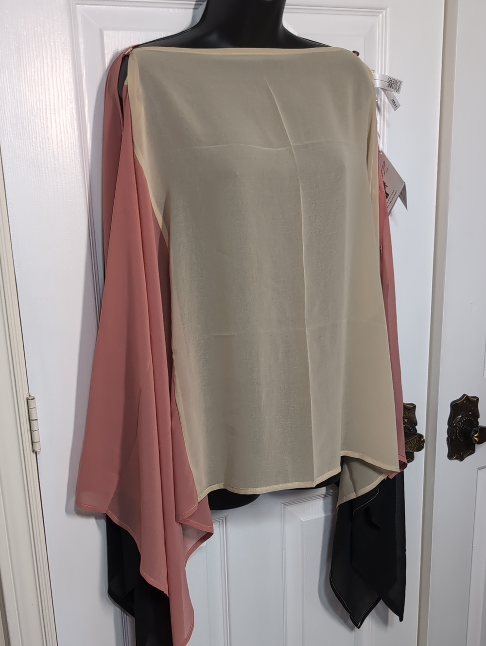 Wynne Layers Convertible Poncho 2X NEW